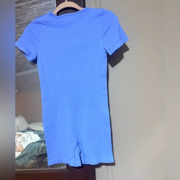 OQQ bundle of 2 rompers NWOT - Picture 9 of 9